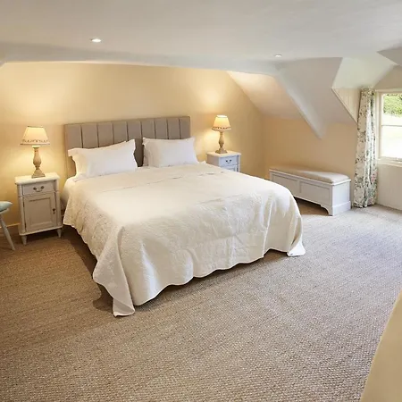 度假居 Librarian's *