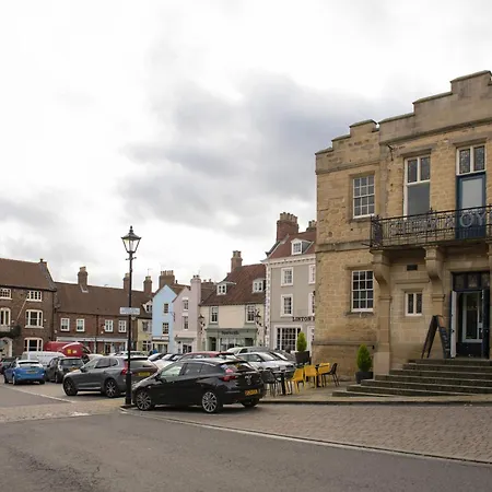 度假居 Librarian's